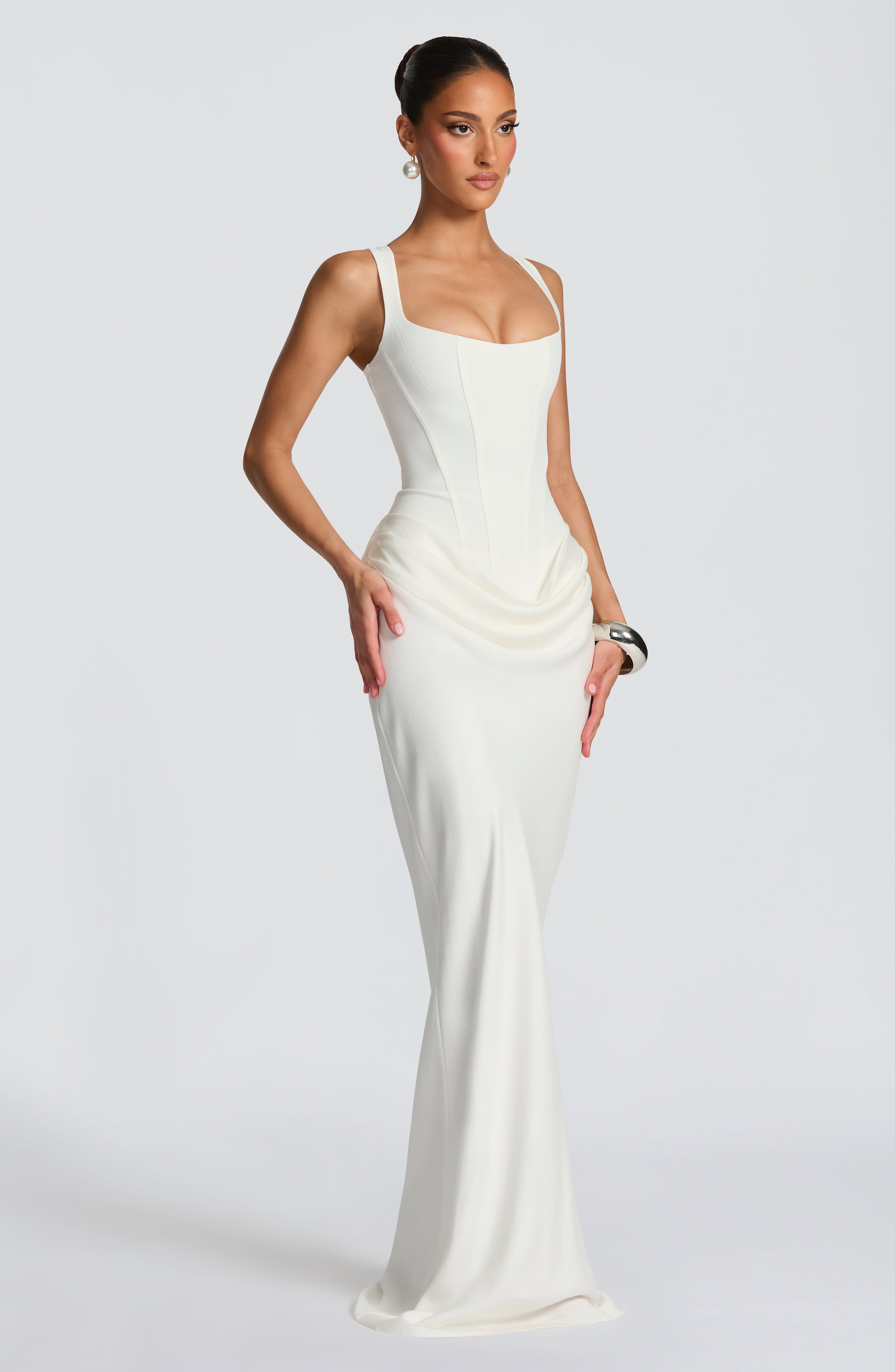 Leonor ❘ Square Neck Maxi Dress