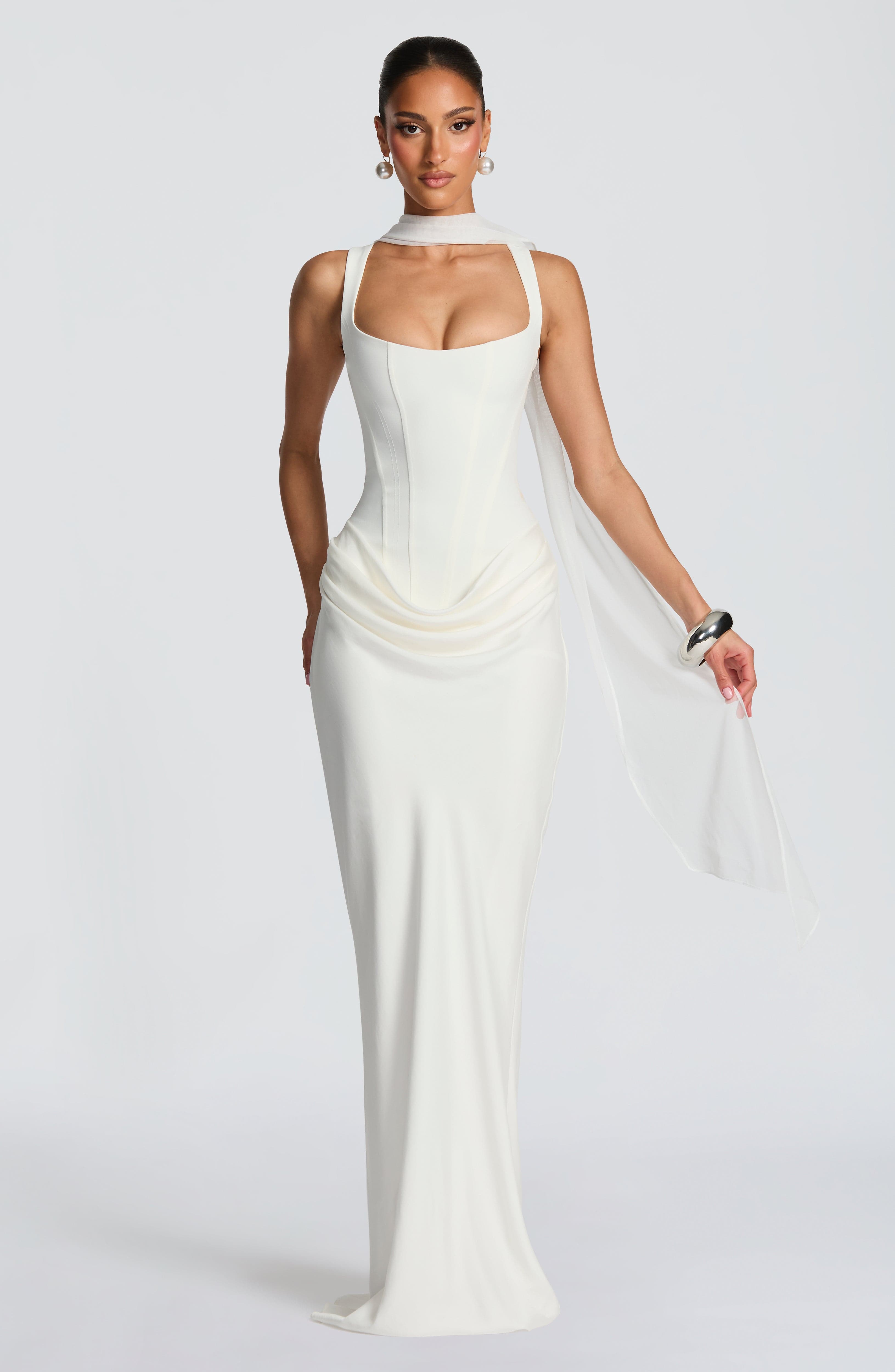Leonor ❘ Square Neck Maxi Dress